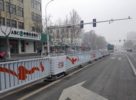 道路护栏厂家 (1).jpg