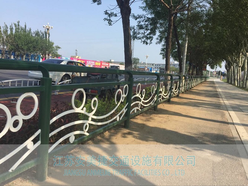 2161551074507312.jpg 边缘隔离护栏21-1.jpg